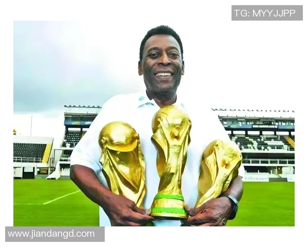 满背虎头足球明星的传奇人生与赛场风采解析